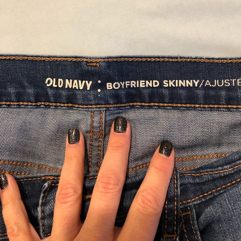Old Navy Boyfriend Skinny Jeans size 6